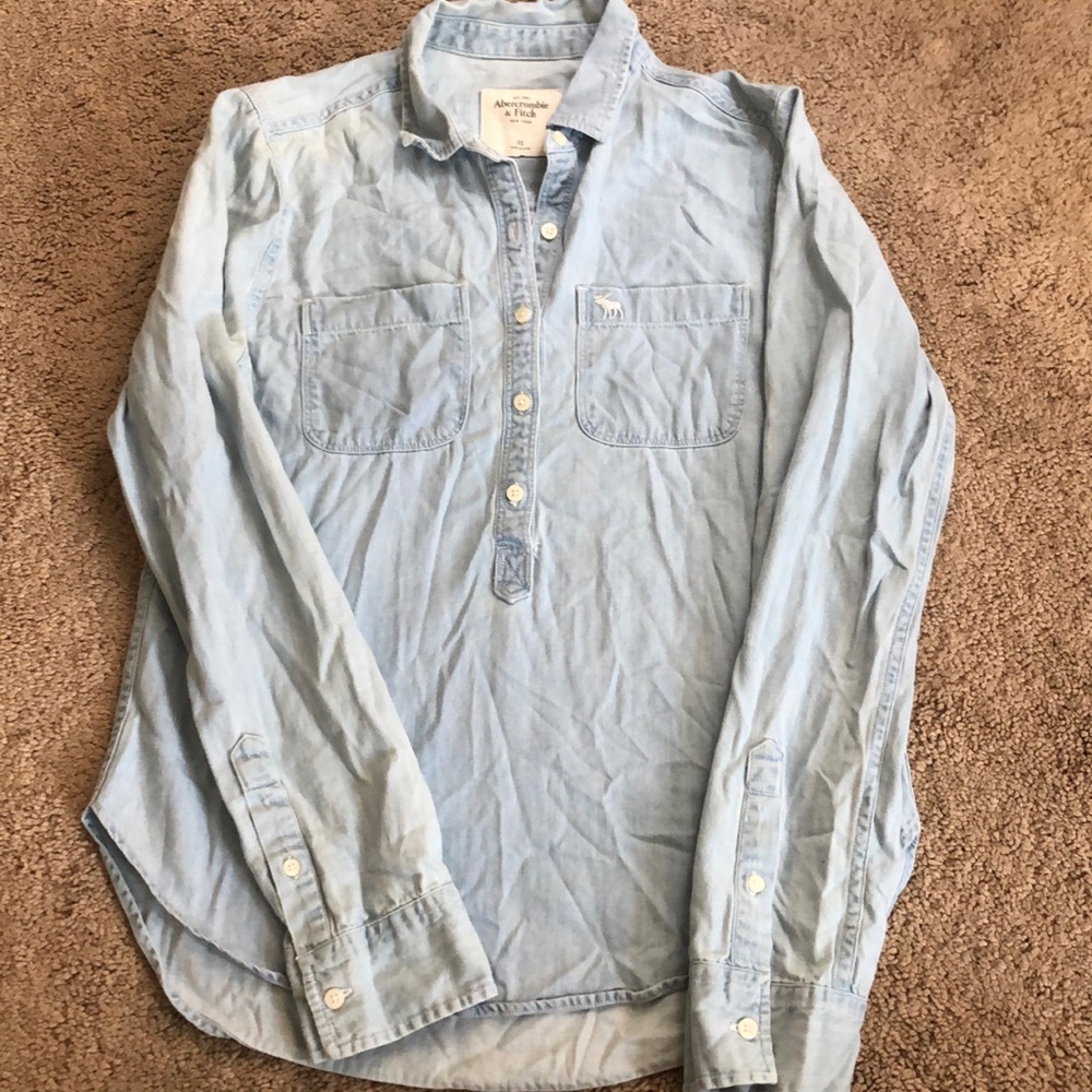 ABERCROMBIE AND FITCH BUTTON UP